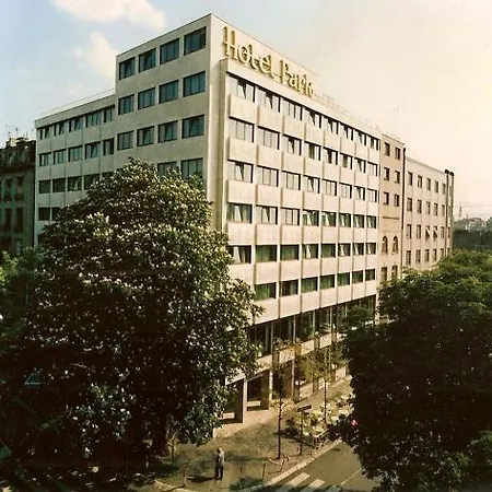 Moxy 3* Белград